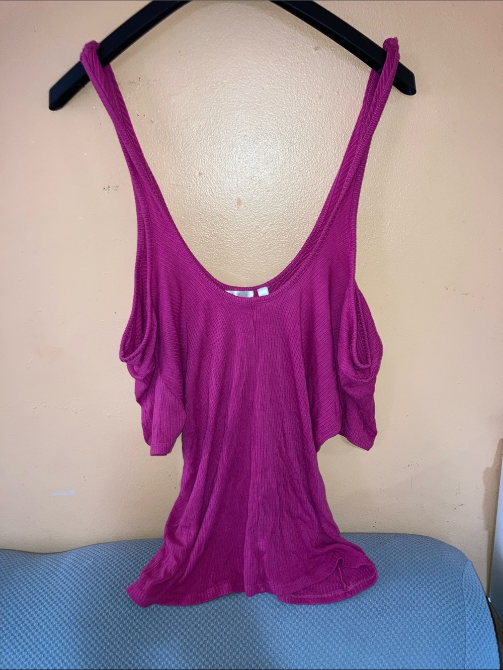 Cyrus Magenta Cold-Shoulder Ribbed Tank Top